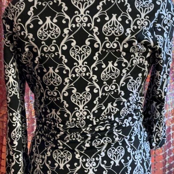 CHADWICKS size 12 dress with criss cross front, faux wrap skirt in black/white - Picture 11 of 13